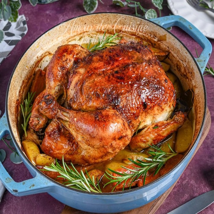 Frango Assado Dourado com Limão e Ervas