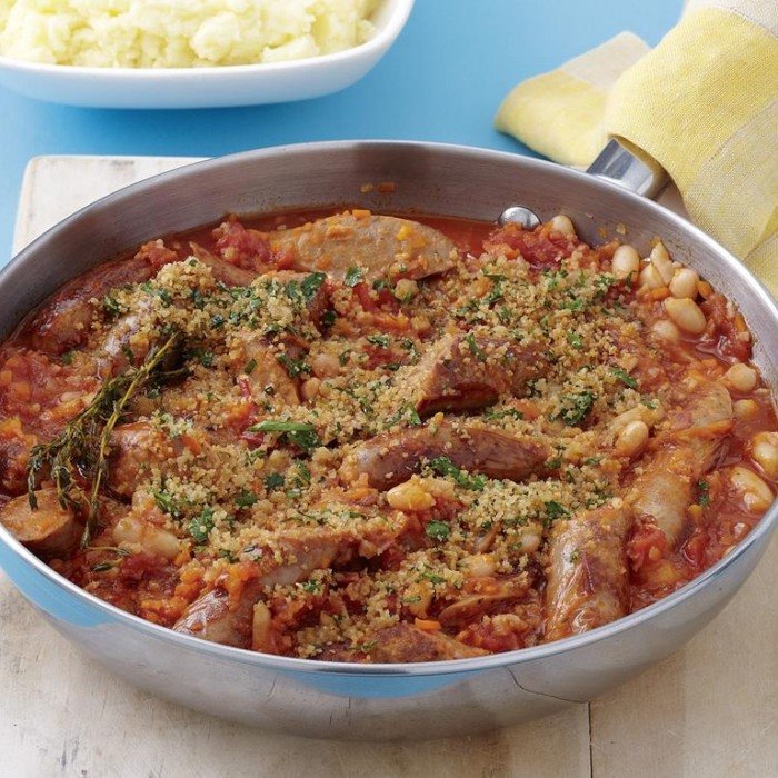 Ensopado Vegano de Batata-Doce, Grão-de-Bico e Tomate